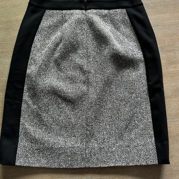 White House Black Market tweed Black brown Gray pencil Skirt - Picture 6 of 8